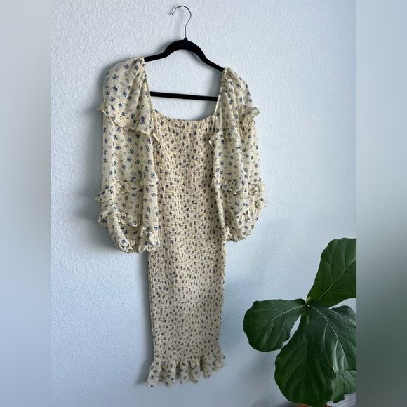 Petal and Pup- Bonita Shirred Frill Long Sleeve Bodycon Midi (Yellow Floral) - Picture 3 of 3